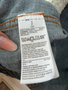 Label on a Gap piece, UK 8, Y2K