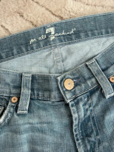 7 For All Mankind Womens Low Rise 8” Capri Jeans W26 L18 UK8/S Bermuda Shorts - Image 9