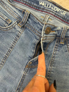 WallFlower Women's Low rise 8.5” Bootcut Flared Jeans — photo 9 of 9