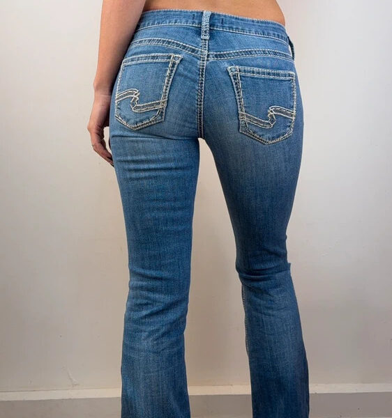 Silver Womens Low rise 8” Bootcut Flared Jeans W26 L33 UK 8 Embroidered Stitch
