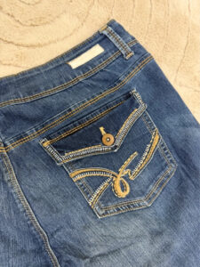 LEI Sophia womens Flare Jeans — photo 10 of 14