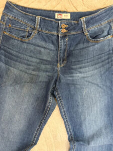 LEI Sophia womens Flare Jeans — photo 12 of 14