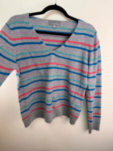 John Lewis Women's pure 100% cashmere striped V-neck fitted grey jumper — photo 5 of 9