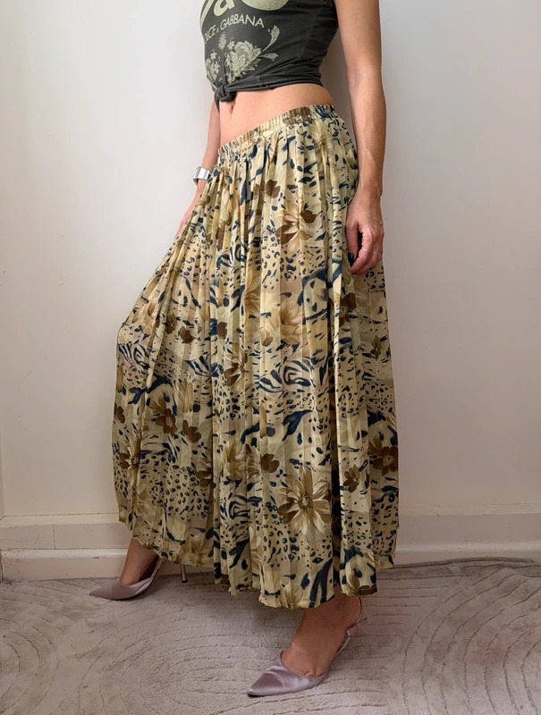 p1-1778.jpg Windsmoor Women Vintage Animal Floral Print Pleated Maxi Skirt UK 8-10/S Mustard - Image 1