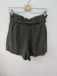 H&M Womens Khaki Paperbag Tie Waist Utility Wide Leg Cargo Shorts UK10/S W31 - Image 5