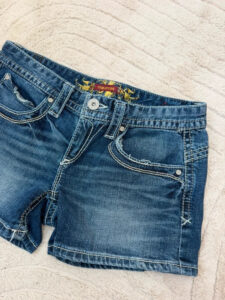 Maurices Women's Embroidered Low Rise 7” Denim Shorts — photo 8 of 10