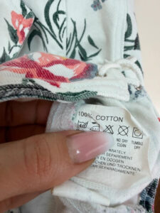 Label on a Côte à Côte piece, UK 8, Y2K
