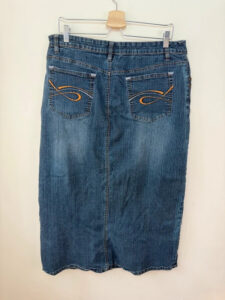 No Boundaries Women's Y2K Denim Low Rise Maxi Bleach Skirt — photo 5 of 13