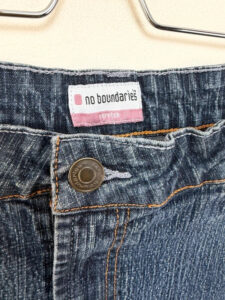 No Boundaries Women's Y2K Denim Low Rise Maxi Bleach Skirt — photo 6 of 13