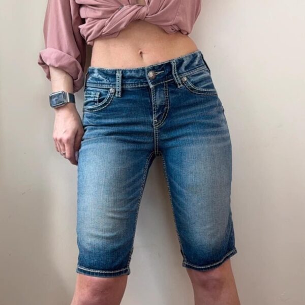 Silver womens Bermuda jeans Shorts Low Rise Capri W26L11 embroidered stitch y2k