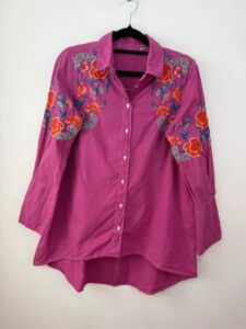 Y2K 00s womens pink embroidered floral button shirt S flare A line tunic boho - Image 3