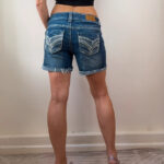 Rue21 womens Low Rise 8” Denim Cuffed Shorts Embroidered Jeans UK10-12/M W32