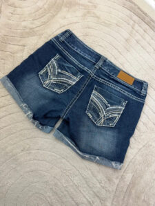 Rue21 womens Low Rise 8” Denim Cuffed Shorts Embroidered Jeans — photo 4 of 9