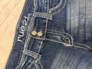 Rue21 womens Low Rise 8” Denim Cuffed Shorts Embroidered Jeans — photo 5 of 9