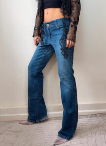 Axcess Liz Claiborne Women's Low Rise 8.5” Bootcut Flare Jeans — photo 2 of 13