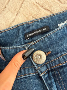 Axcess Liz Claiborne Women's Low Rise 8.5” Bootcut Flare Jeans — photo 6 of 13