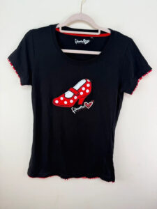 Flamenco Black Polka Dot Heel Shoe Graphic T-Shirt Fitted baby tee UK12/14 M Quirky Retro Pin up top - Image 2