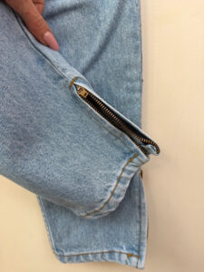 Pace Jeans Vintage 90s High Rise 12” Light Wash Zip Ankle Mom Slim Jeans W25 UK4-6 XS y2k - Image 7