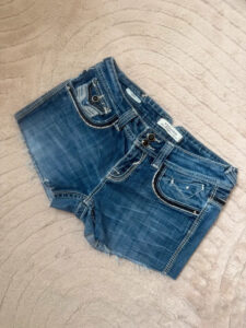Vigoss Women's Low rise 8” micro jeans Embellished Rhinestone Shorts — photo 4 of 12