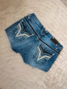 Vigoss Women's Low rise 8” micro jeans Embellished Rhinestone Shorts — photo 5 of 12