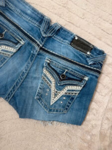 Vigoss Women's Low rise 8” micro jeans Embellished Rhinestone Shorts — photo 8 of 12