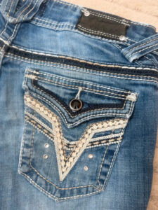 Vigoss Women's Low rise 8” micro jeans Embellished Rhinestone Shorts — photo 12 of 12