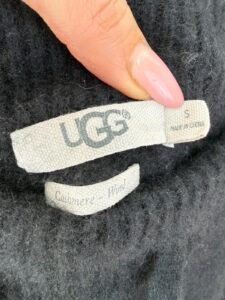 UGG black cashmere knit joggers lounge trousers quiet luxury off-duty casual S — photo 7 of 8