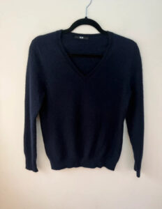 Uniqlo Women's Pure 100% Cashmere V-Neck Fitted Jumper Navy Blue — photo 3 of 10