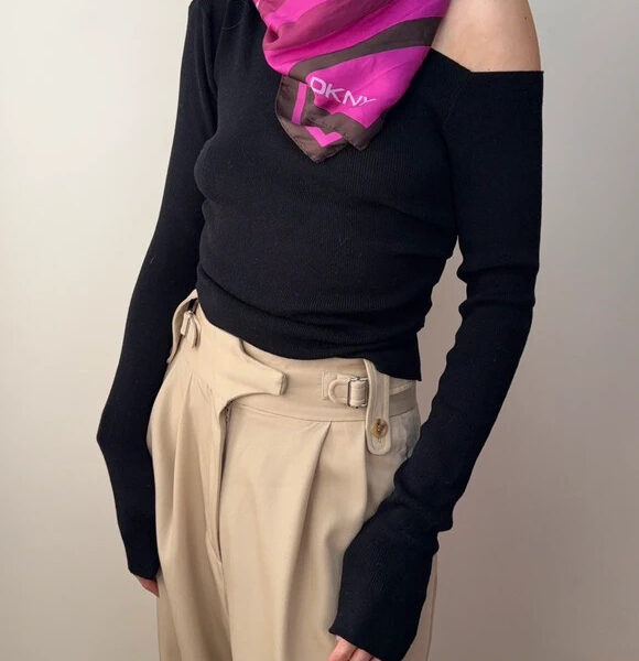 DKNY Vintage Y2K Monogram Logo Pink Brown Pure 100% Silk Scarf Made in Italy Headscarf