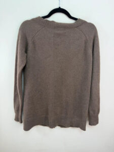 Zara Women's 100% cashmere brown chunky V-neck button cardigan — photo 4 of 9