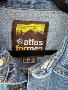 Label on a Atlas For Men piece, M