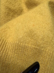 M&S Women's 100% Cashmere Yellow V-Neck Jumper Relaxed Sweater — photo 7 of 9