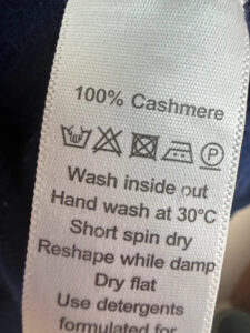 Label on a Cocoa Cashmere piece, UK 8