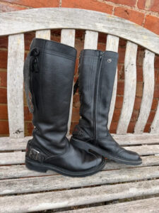 Replay Women's Black Runner Fitted Leather Knee High Biker Boots — photo 5 of 15