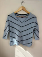 Pure Collection Women's 100% Cashmere Chevron V Neck cropped Jumper — photo 3 of 10