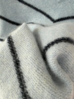 Pure Collection Women's 100% Cashmere Chevron V Neck cropped Jumper — photo 7 of 10