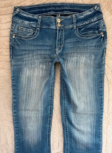 WallFlower Women Low Rise 9.5” Bootcut Flare Jeans — photo 13 of 13
