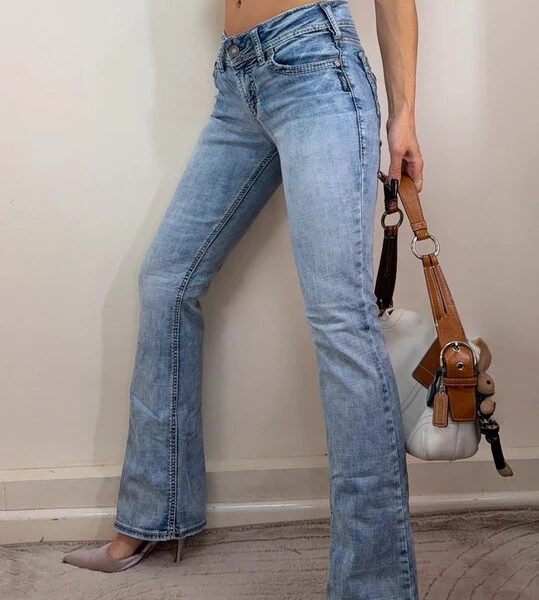 Silver Womens Flare low 8.5”rise light blue jeans W26 L31 UK 8 embroidered y2k