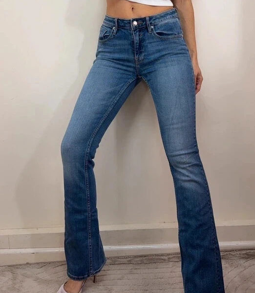 Vigoss Womens Flare low 8.5” rise blue jeans W26 L32 UK 8 embroidered floral y2k