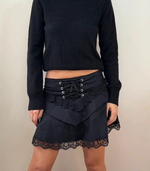 Brora Womens Scottish 100% cashmere black textured knit crew neck jumper UK 8-10