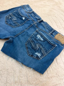 Silver Women's Low Rise 8” Distressed Micro Cutoff Jeans Shorts — photo 12 of 13
