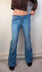 Amethyst Women's Flare low 8”rise blue jeans — photo 4 of 15