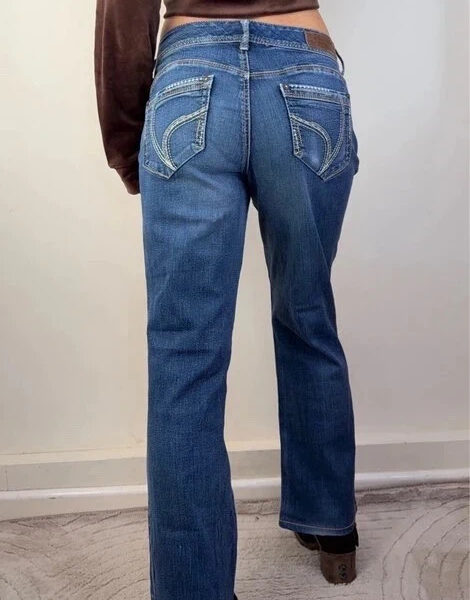 Arya Womens Bootcut Flare low 8”rise blue jeans W34 L28 UK 12-14 embroidered y2k