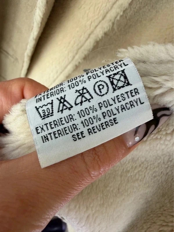Balmain label: shearling