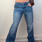 Maurices Womens Bootcut mid 9.5”rise blue jeans W31 L30 UK 10-12 embroidered y2k