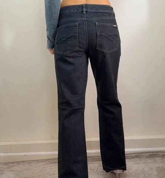 White House womens bootcut flare black jeans low rise 8.5” — photo 2 of 15