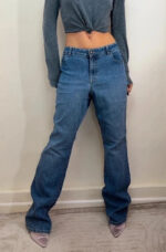 Women's Y2K Mid 10.5”Rise Bootcut Jeans — photo 2 of 15