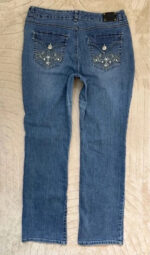Women's Y2K Mid 10.5”Rise Bootcut Jeans — photo 6 of 15