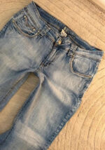 Hydraulic womens low rise 9” flare jeans — photo 4 of 15