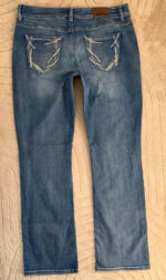 Maurices Women's Y2K Mid Rise 10” Bootcut Jeans W34L32.5 — photo 10 of 15
